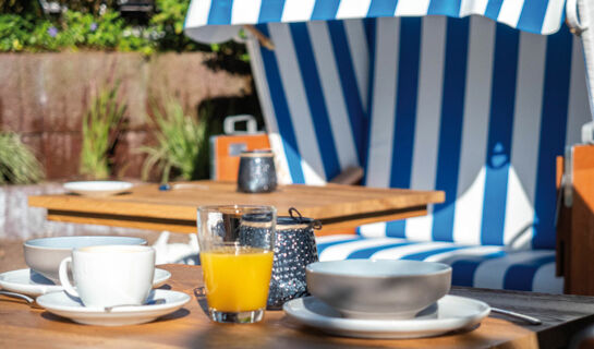 MEERBLAU · HOTEL · RÜGEN Sellin