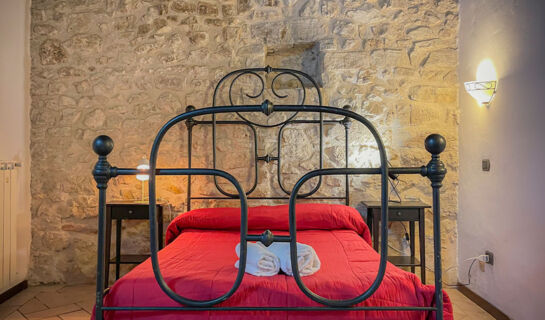 BORGO SAN VALENTINO HOTEL DIFFUSO Casteldilago