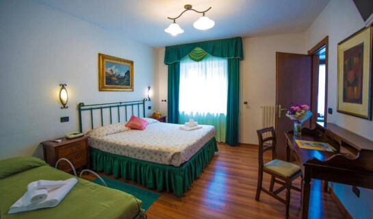 HOTEL LE MACINAIE (B&B) Castel del Piano (GR)