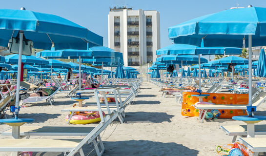 HOTEL AVILA IN Torre Pedrera (RN)
