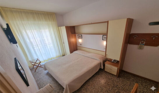 HOTEL CONTI Torre Pedrera (RN)