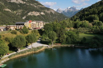 HÔTEL-RESTAURANT LA LAUZETANE Le Lauzet sur Ubaye