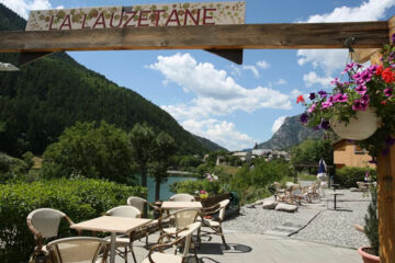 HÔTEL-RESTAURANT LA LAUZETANE Le Lauzet sur Ubaye