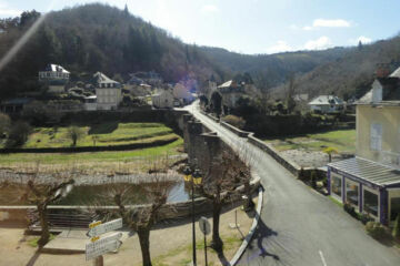 HOTEL AUX ARMES D'ESTAING Estaing