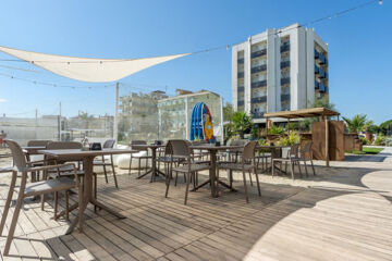 HOTEL AVILA IN Torre Pedrera (RN)